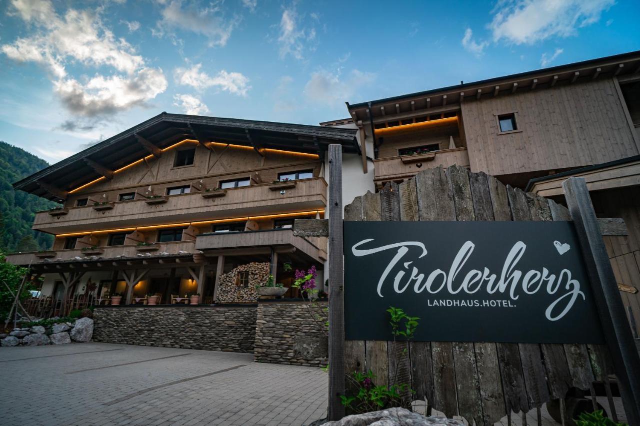Hotel Landhaus Tirolerherz Sankt Ulrich am Pillersee Dış mekan fotoğraf